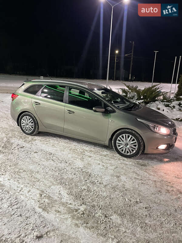 Універсал Kia Ceed 2013 в Житомирі