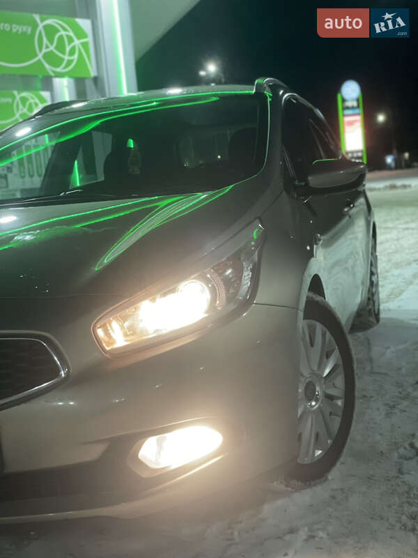 Універсал Kia Ceed 2013 в Житомирі