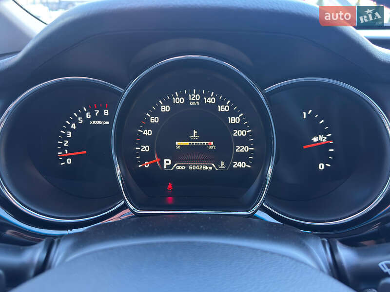 Хэтчбек Kia Ceed 2012 в Львове