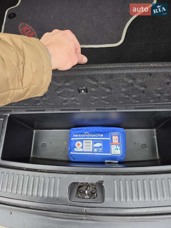 Универсал Kia Ceed 2008 в Тальном