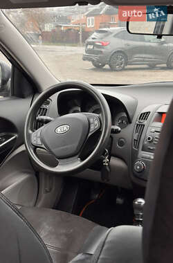 Хэтчбек Kia Ceed 2007 в Полтаве