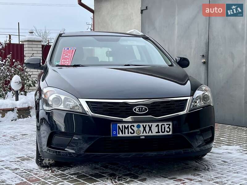 Универсал Kia Ceed 2010 в Умани