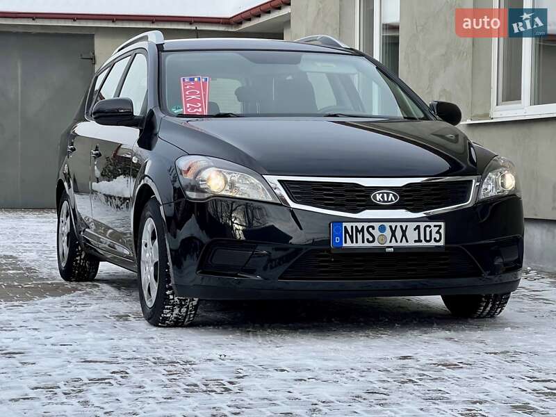 Универсал Kia Ceed 2010 в Умани