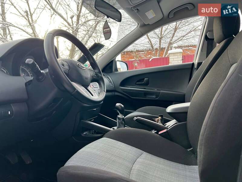 Универсал Kia Ceed 2010 в Умани