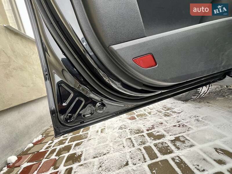 Универсал Kia Ceed 2010 в Умани