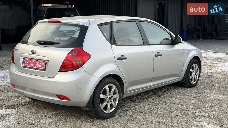 Хэтчбек Kia Ceed 2009 в Калуше фото 8 Хэтчбек Kia Ceed 2009 в Калуше