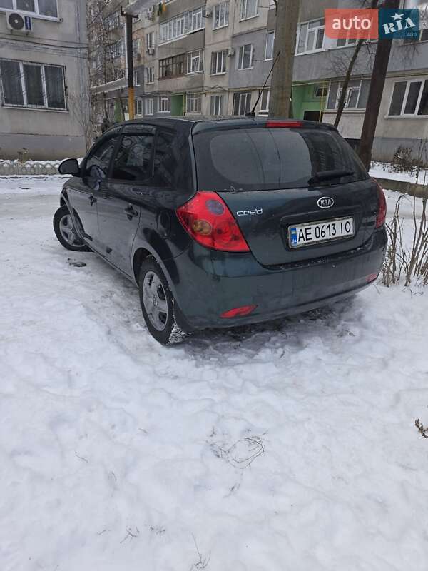 2008 KIA Ceed, VIN U5YFF24229L137012:plate — фото 1 (autoria)