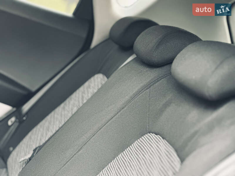 Хэтчбек Kia Ceed 2007 в Кременчуге