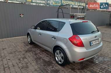 Хэтчбек Kia Ceed 2007 в Кривом Роге