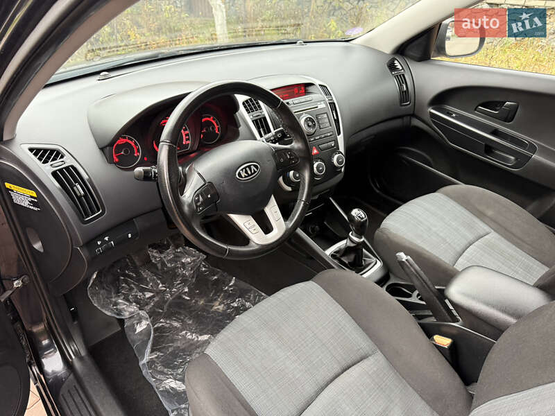 Универсал Kia Ceed 2011 в Белой Церкви