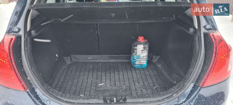 Хетчбек Kia Ceed 2010 в Нововолинську