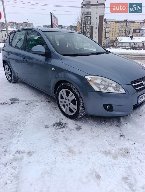Хэтчбек Kia Ceed 2007 в Хмельницком фото 4 Хэтчбек Kia Ceed 2007 в Хмельницком