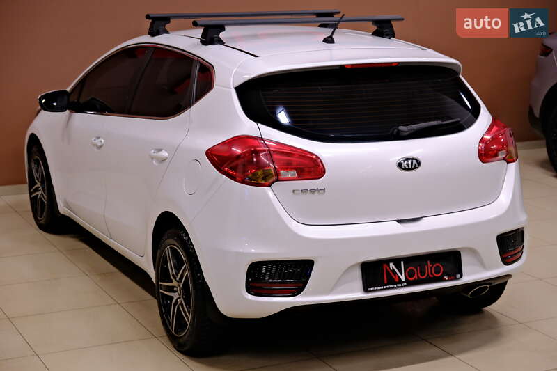 Хетчбек Kia Ceed 2016 в Одесі