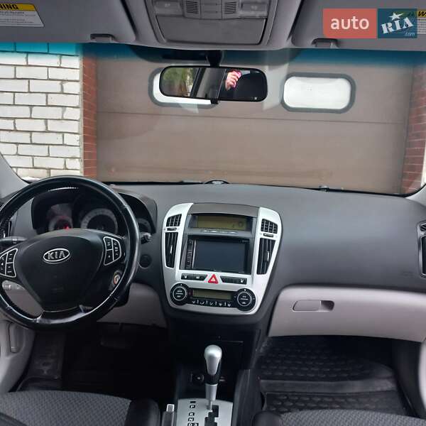Хэтчбек Kia Ceed 2008 в Миргороде