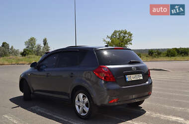 Хэтчбек Kia Ceed 2007 в Николаеве