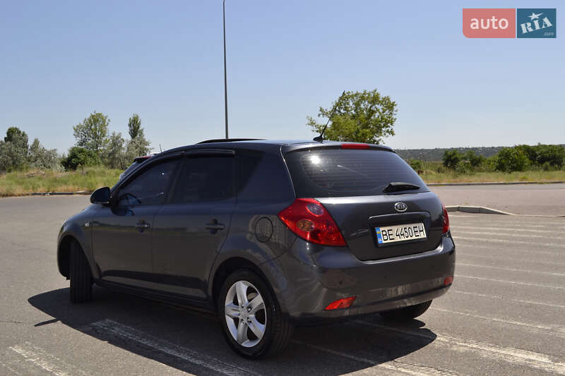 Хетчбек Kia Ceed 2007 в Миколаєві