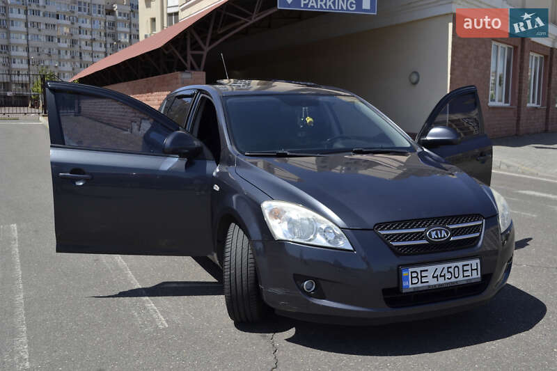 Хетчбек Kia Ceed 2007 в Миколаєві