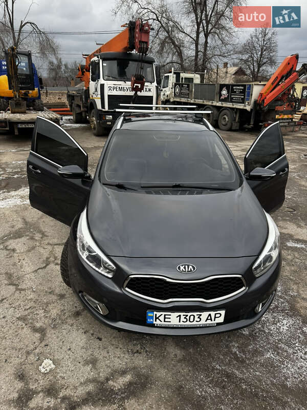 Универсал Kia Ceed 2013 в Кривом Роге