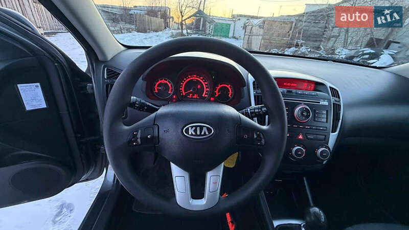 Универсал Kia Ceed 2009 в Николаеве