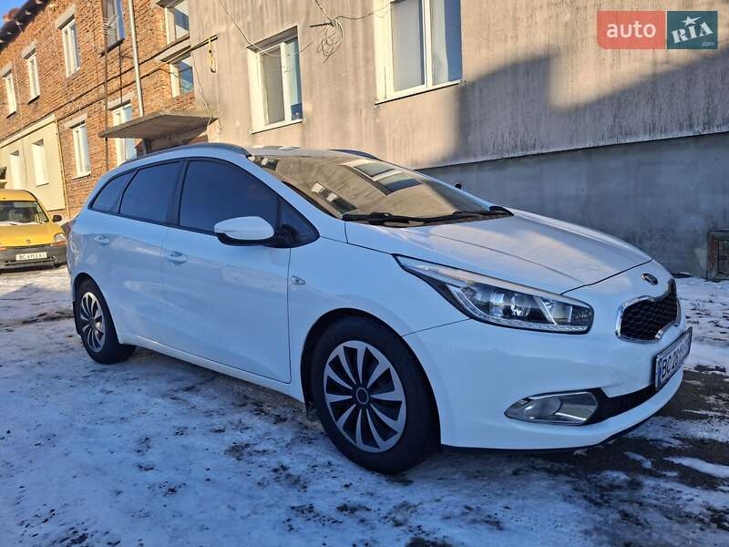 Универсал Kia Ceed 2015 в Шептицькому