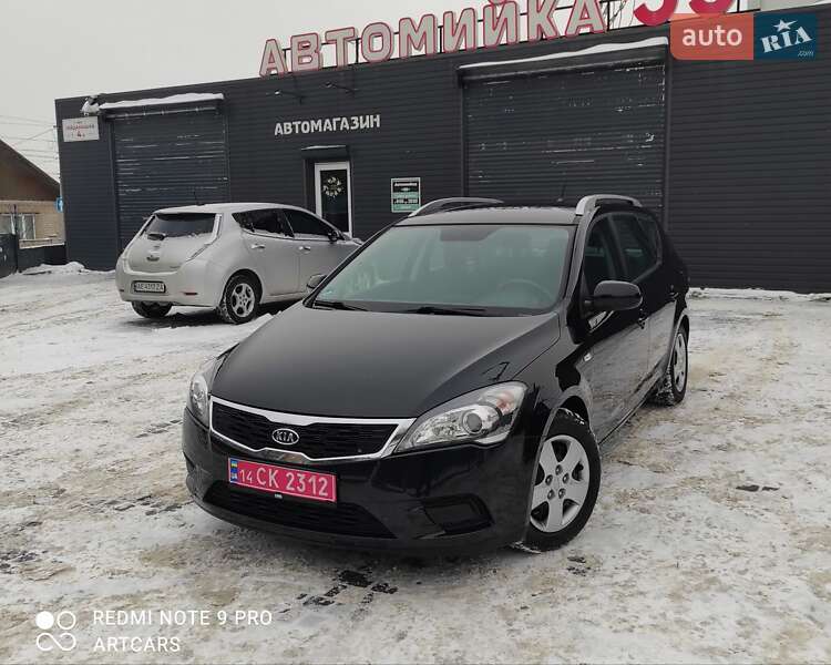 Универсал Kia Ceed 2010 в Каменском