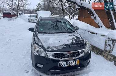 Універсал Kia Ceed 2011 в Збаражі