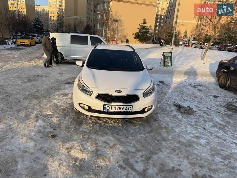 Універсал Kia Ceed 2015 в Києві