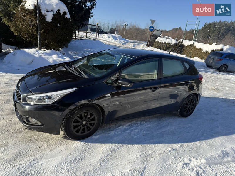 Хетчбек Kia Ceed 2013 в Львові