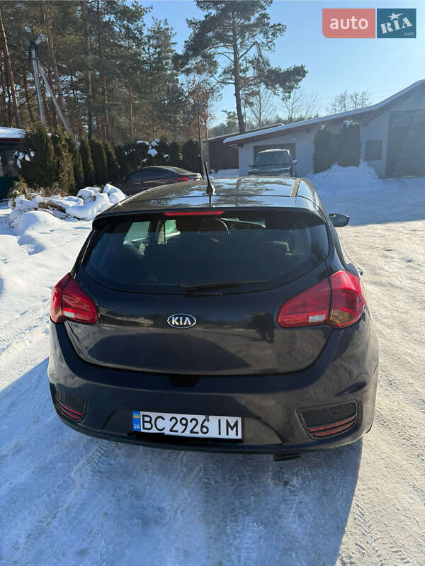 Хетчбек Kia Ceed 2013 в Львові