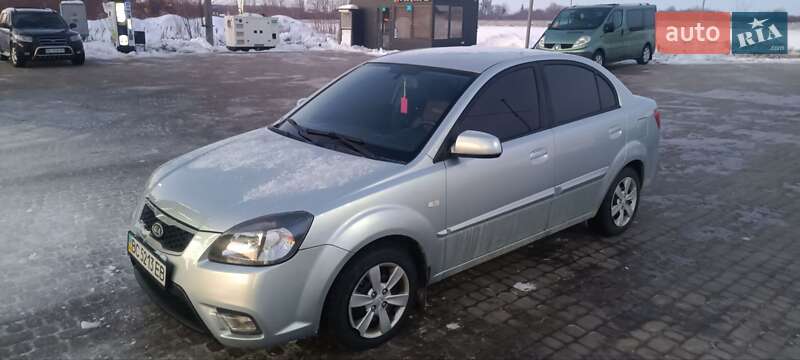 Хетчбек Kia Ceed 2011 в Жовкві