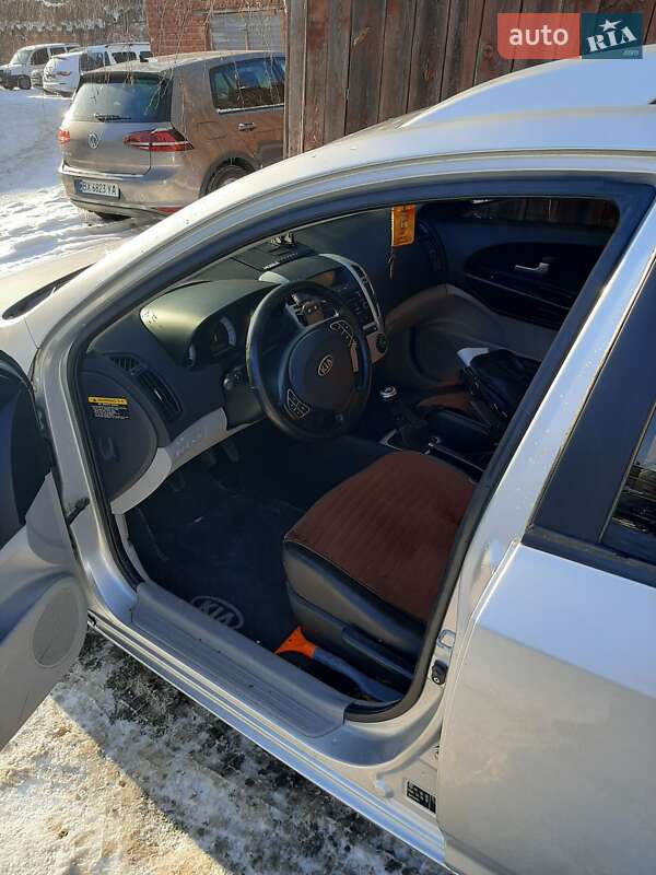 Универсал Kia Ceed 2007 в Хмельницком