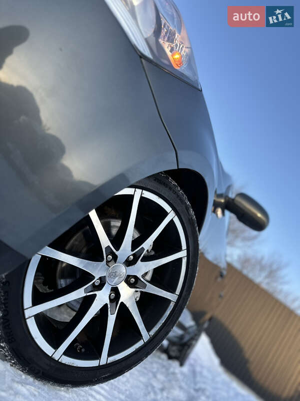 Хэтчбек Kia Ceed 2010 в Дрогобыче