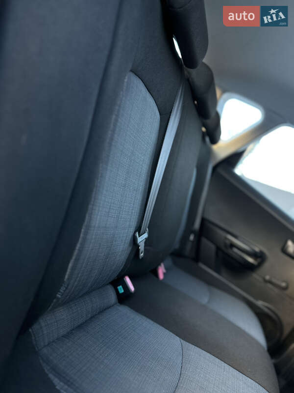 Хэтчбек Kia Ceed 2010 в Дрогобыче