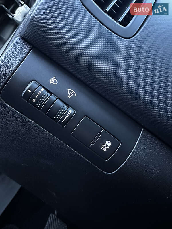 Хэтчбек Kia Ceed 2010 в Дрогобыче