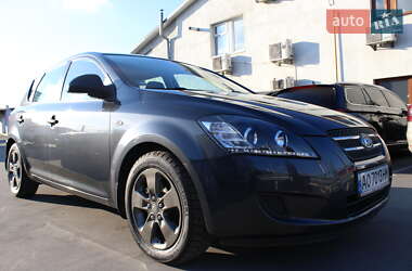 Хетчбек Kia Ceed 2008 в Мукачевому