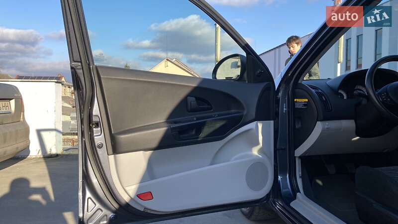 Хэтчбек Kia Ceed 2008 в Мукачево фото 19 Хэтчбек Kia Ceed 2008 в Мукачево