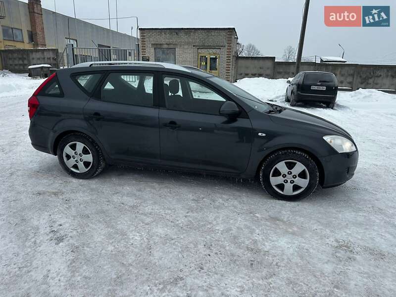 Універсал Kia Ceed 2008 в Луцьку фото 6 Універсал Kia Ceed 2008 в Луцьку