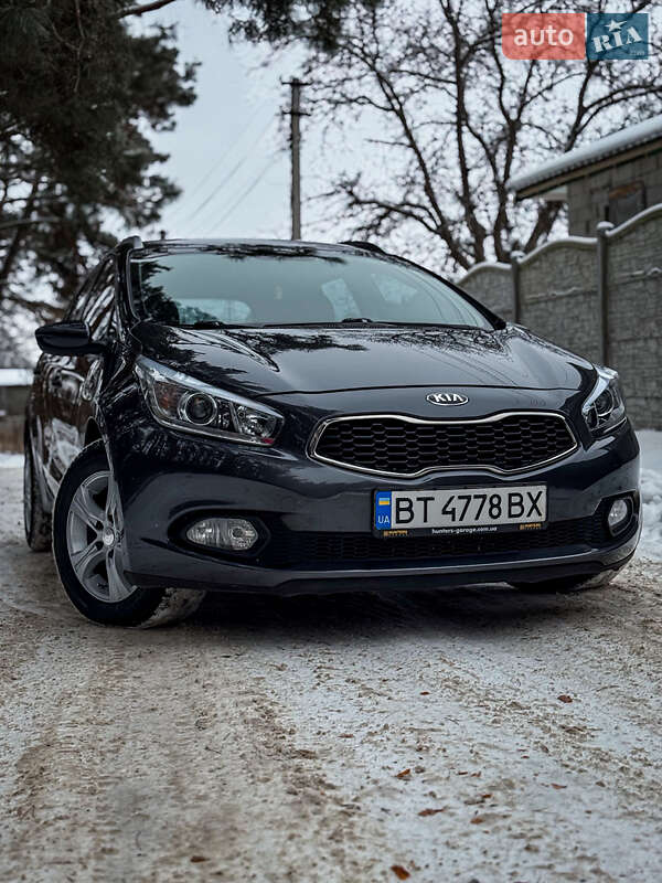 Универсал Kia Ceed 2012 в Киеве