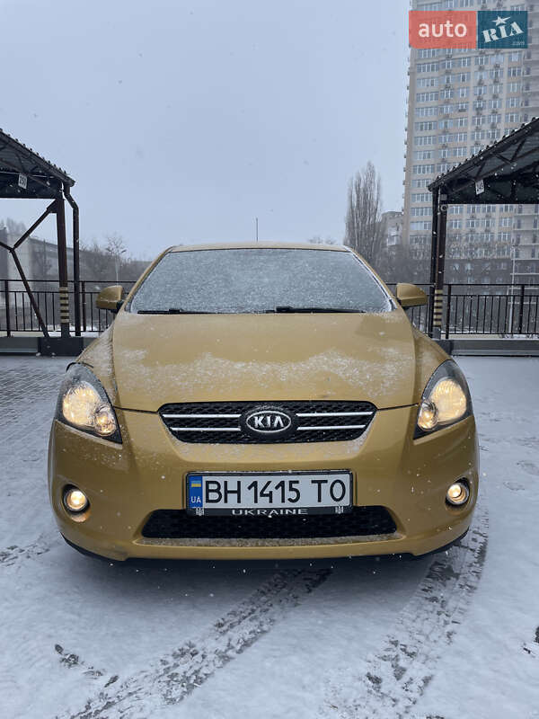 Хэтчбек Kia Ceed 2009 в Одессе фото 2 Хэтчбек Kia Ceed 2009 в Одессе