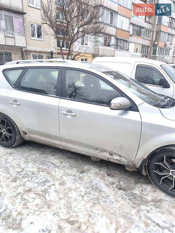 Универсал Kia Ceed 2012 в Вышгороде фото 2 Универсал Kia Ceed 2012 в Вышгороде