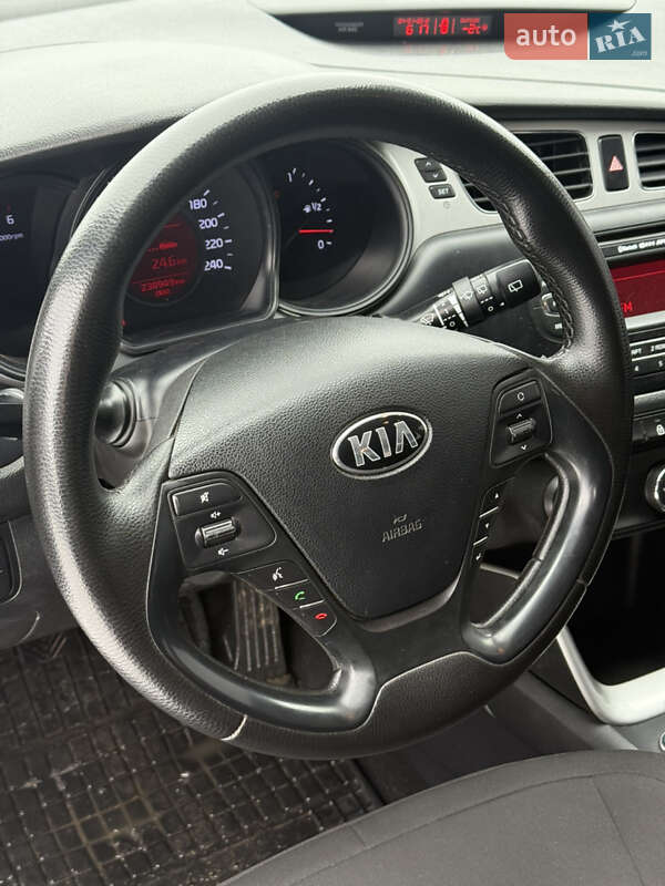 Универсал Kia Ceed 2014 в Жидачове фото 14 Универсал Kia Ceed 2014 в Жидачове