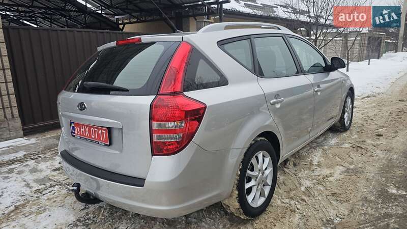 Универсал Kia Ceed 2008 в Каменском