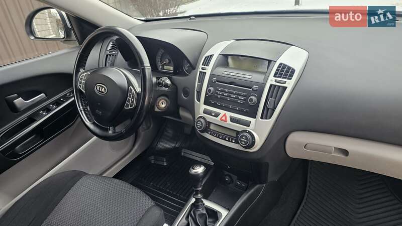 Универсал Kia Ceed 2008 в Каменском