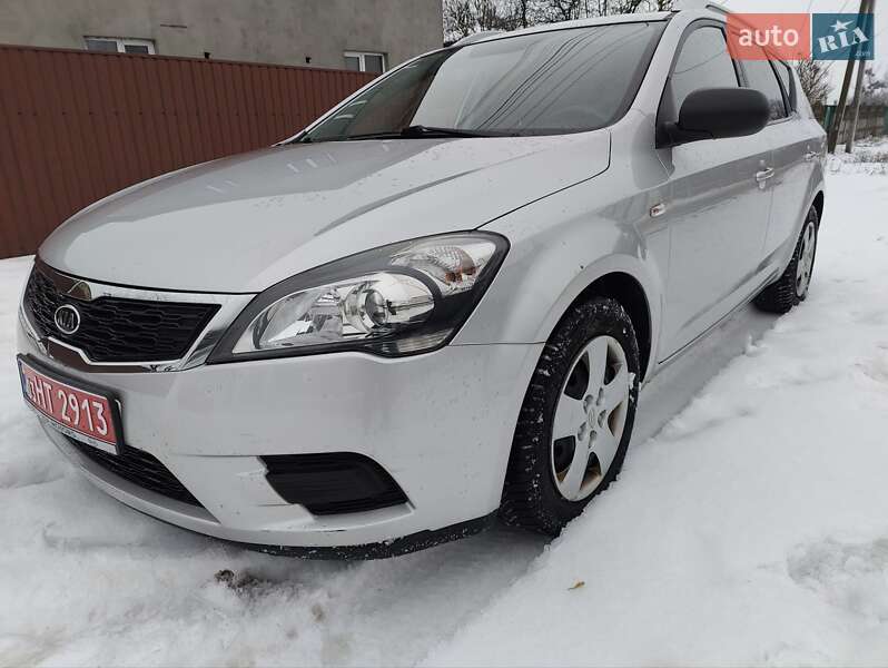 2010 KIA Ceed, VIN U5YHB811AAL153857:plate — фото 1 (autoria)