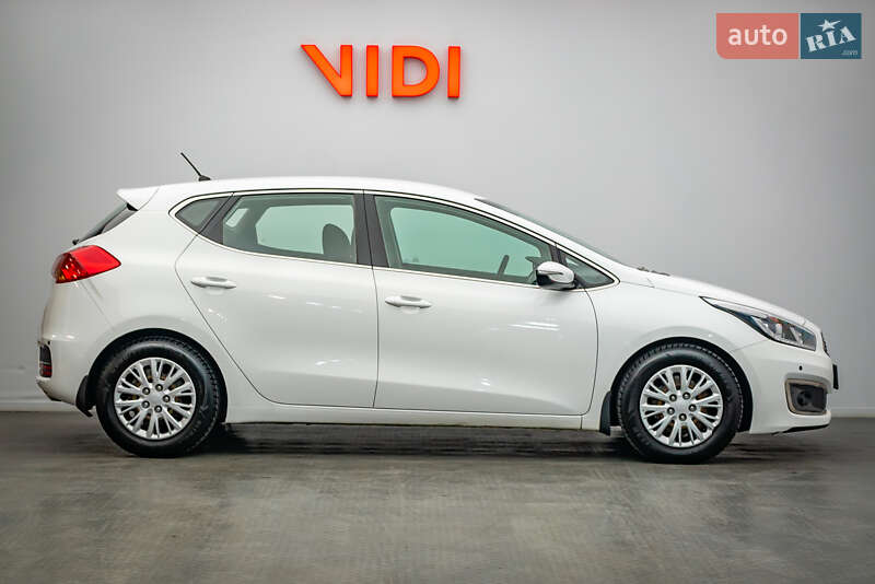 Хетчбек Kia Ceed 2016 в Києві