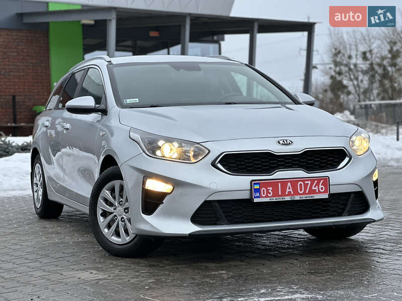 Универсал Kia Ceed 2018 в Луцке