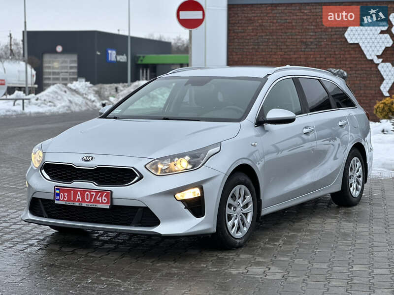 Универсал Kia Ceed 2018 в Луцке