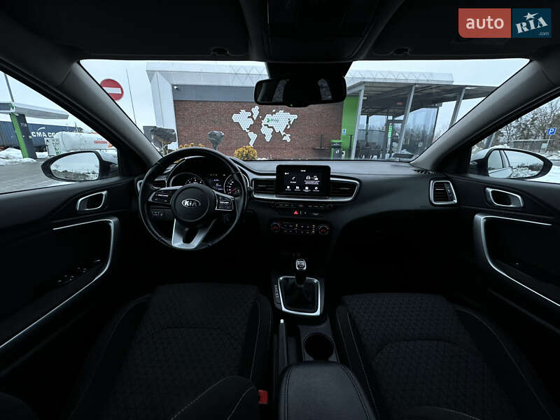 Универсал Kia Ceed 2018 в Луцке