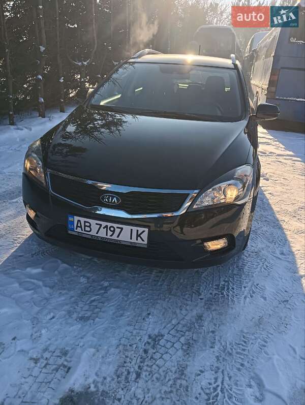 Универсал Kia Ceed 2010 в Виннице