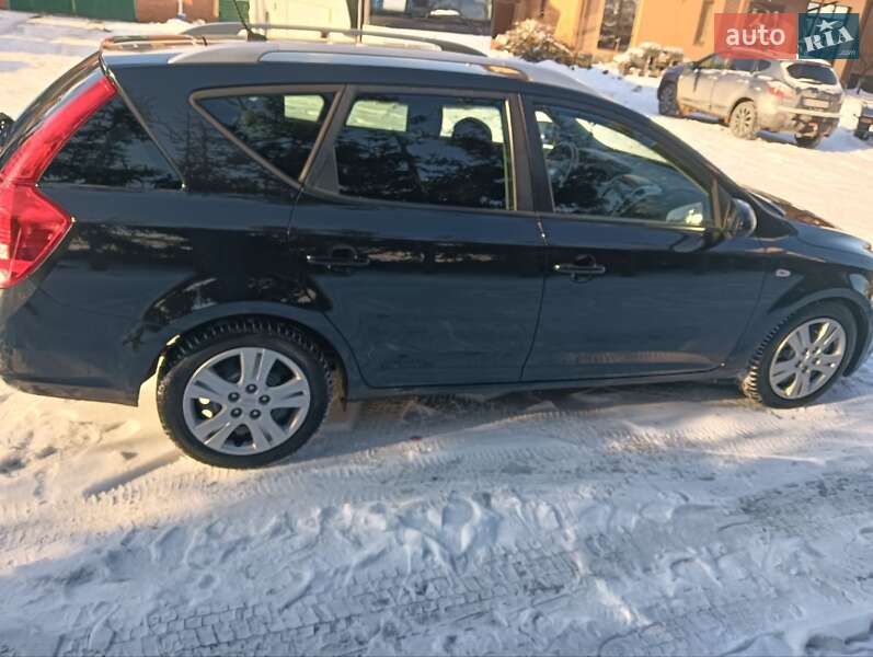 Универсал Kia Ceed 2010 в Виннице